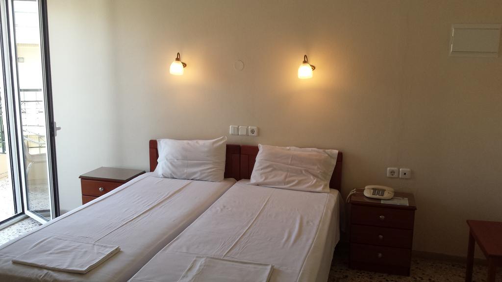 Dimitra Hotel Loutra Edipsou  Habitación foto